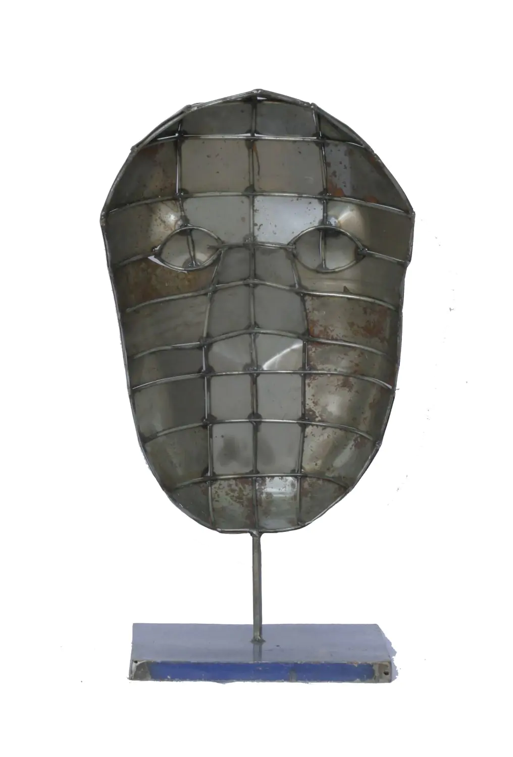  Product image 4 of the product “Small Mask on stand - Modell 4, 53cm height, sculpture from upcyceled oil barrel. ”